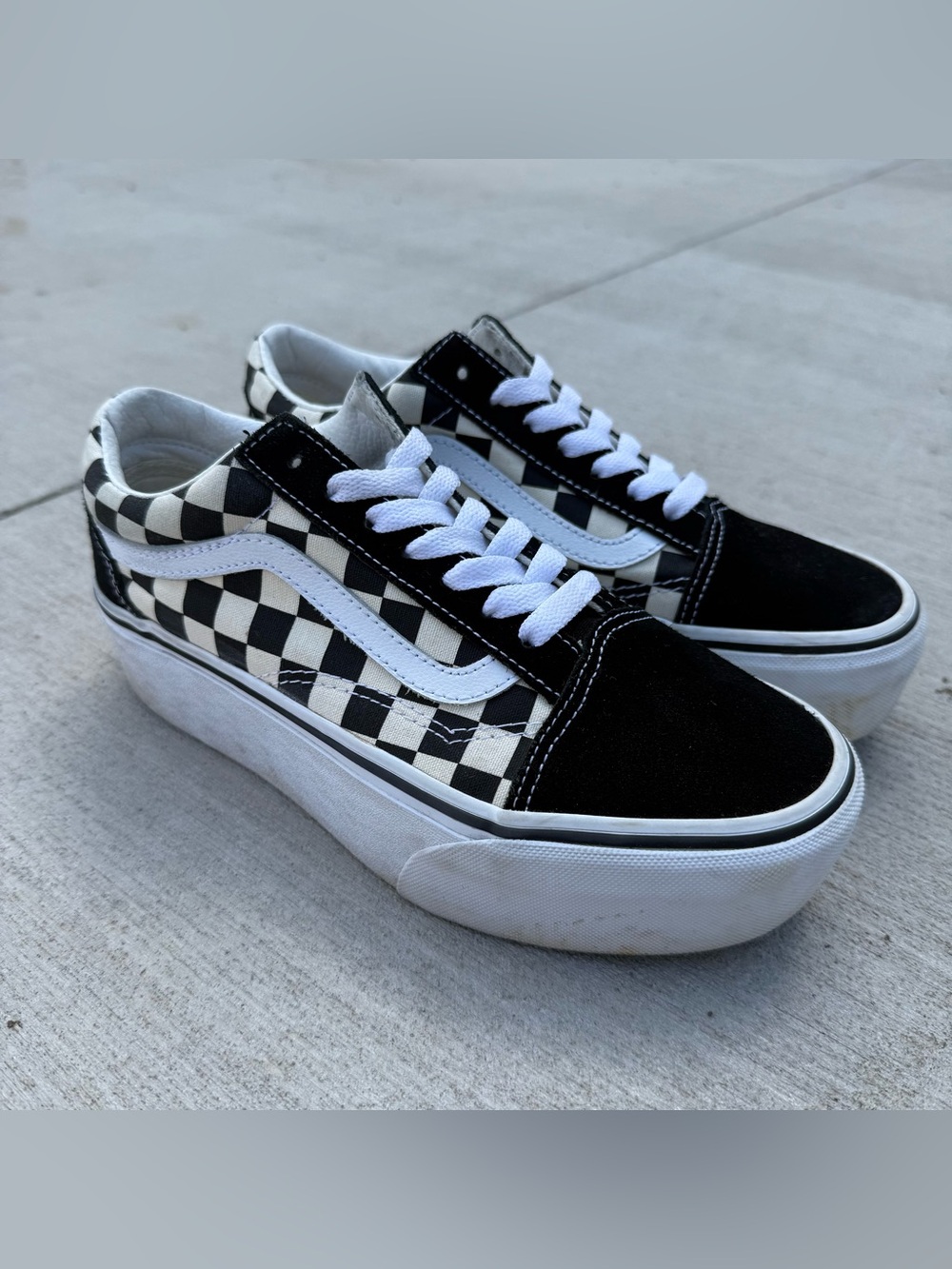 Checkerboard Old Skool Platform Vans